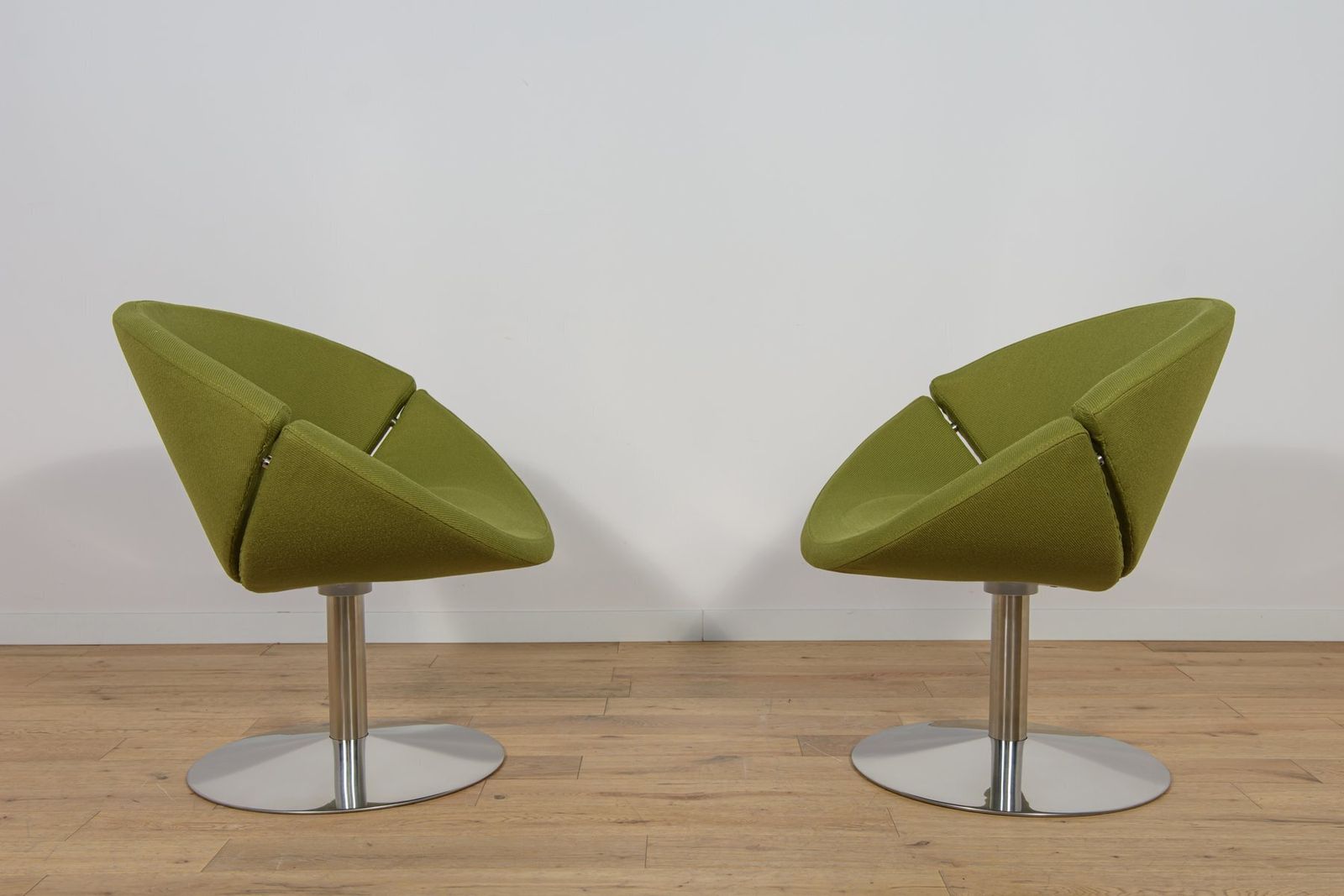 Set Of Model Ej 96 Apollo Armchairs By Peter Hjort Lorentzen And Johannes Foersom For Erik Jørgensen, Denmark, 2010s photo vinterior