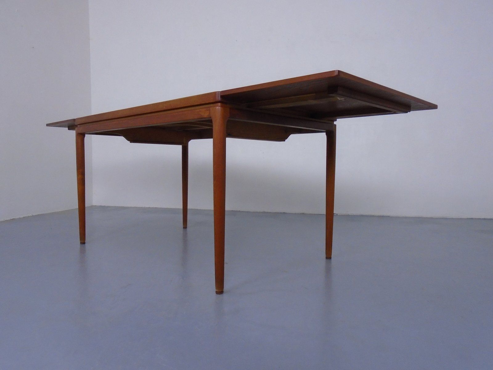 1605.0 Extendable Teak Dining Table By Johannes Andersen For Christian Linneberg, Denmark, 1960s photo