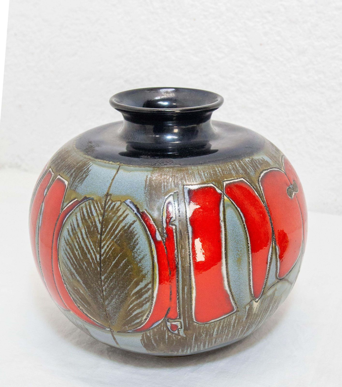 German Grey Red & Dark Blue Ceramic Vase Leaves Motifs Midcentury photo vintage