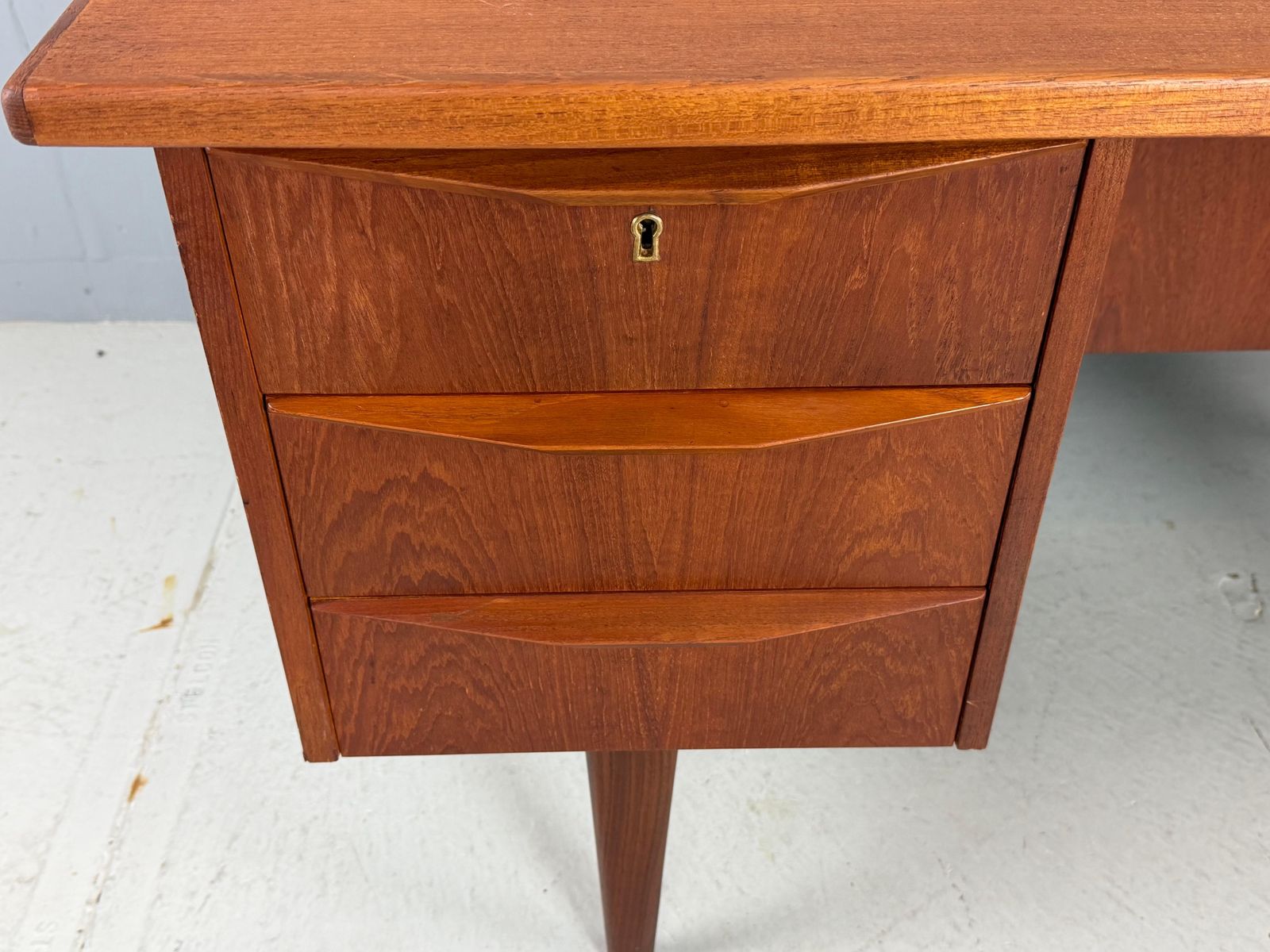 Scandinavian Modern Teak Desk With Backside Book Shelving, 1960, Denmark photo furniture
