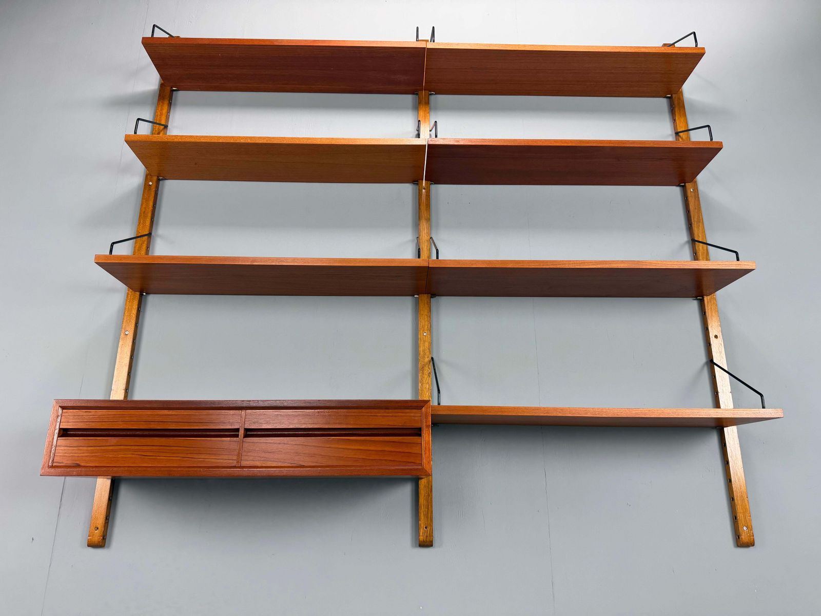 Poul Cadovius Mid  Century Modern Modular Teak Wall Unit Shelving For Cado, 1960 photo furniture