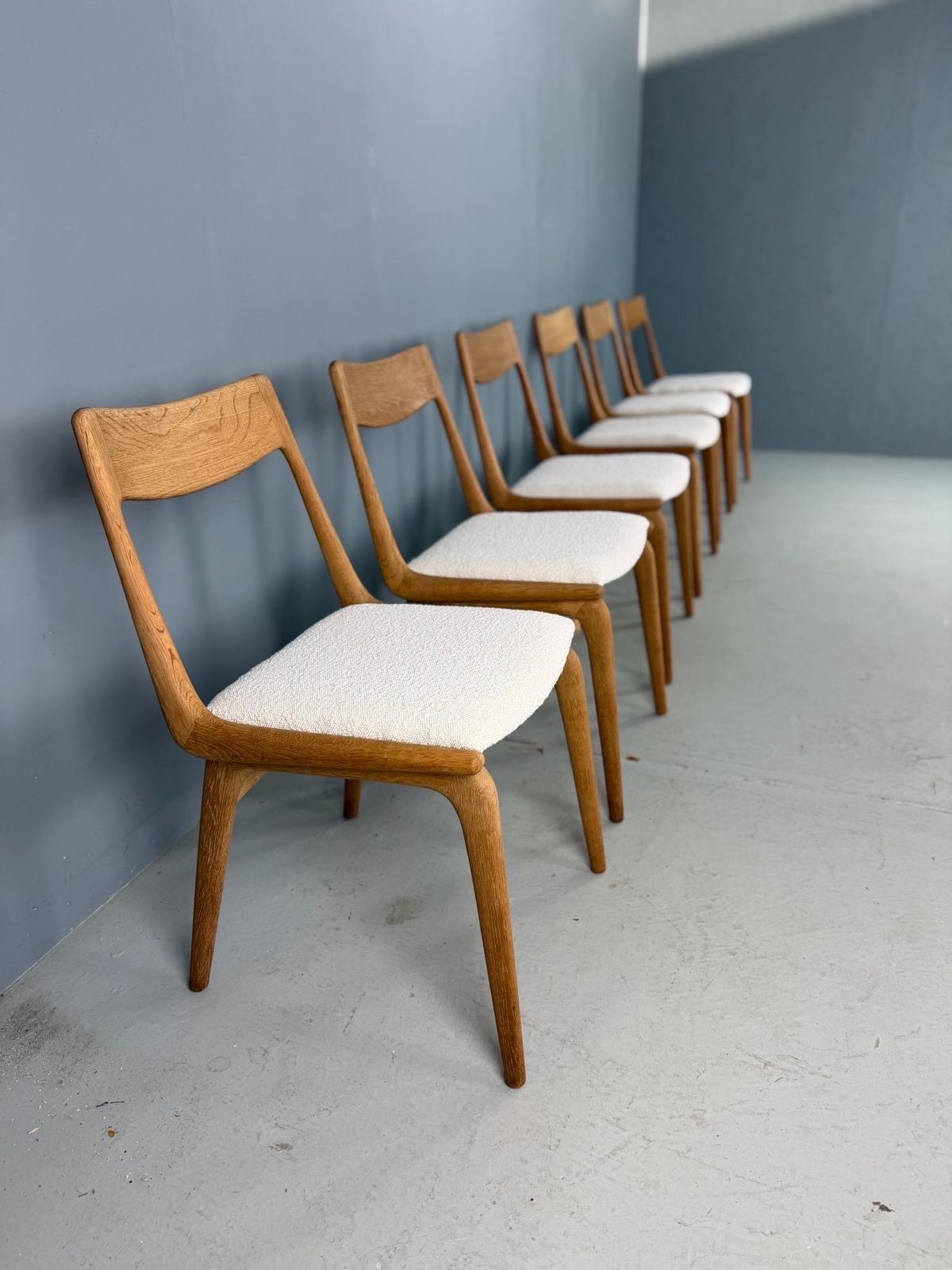 Alfred Christensen Danish Oak "Boomerang" Chairs Set Of 6 Boucle Fabric photo for sale