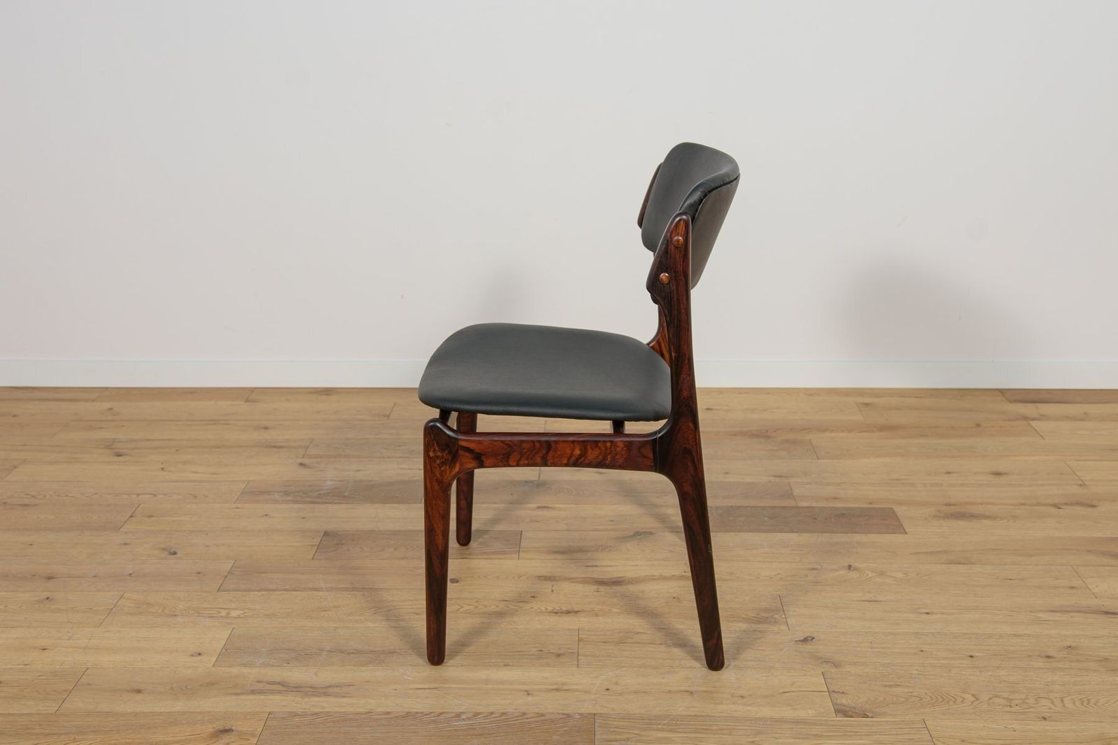 Model 49 Rosewood Dining Chairs By Erik Buch For Oddense Maskinsnedkeri, 1960s, Set Of 4 photo vintage