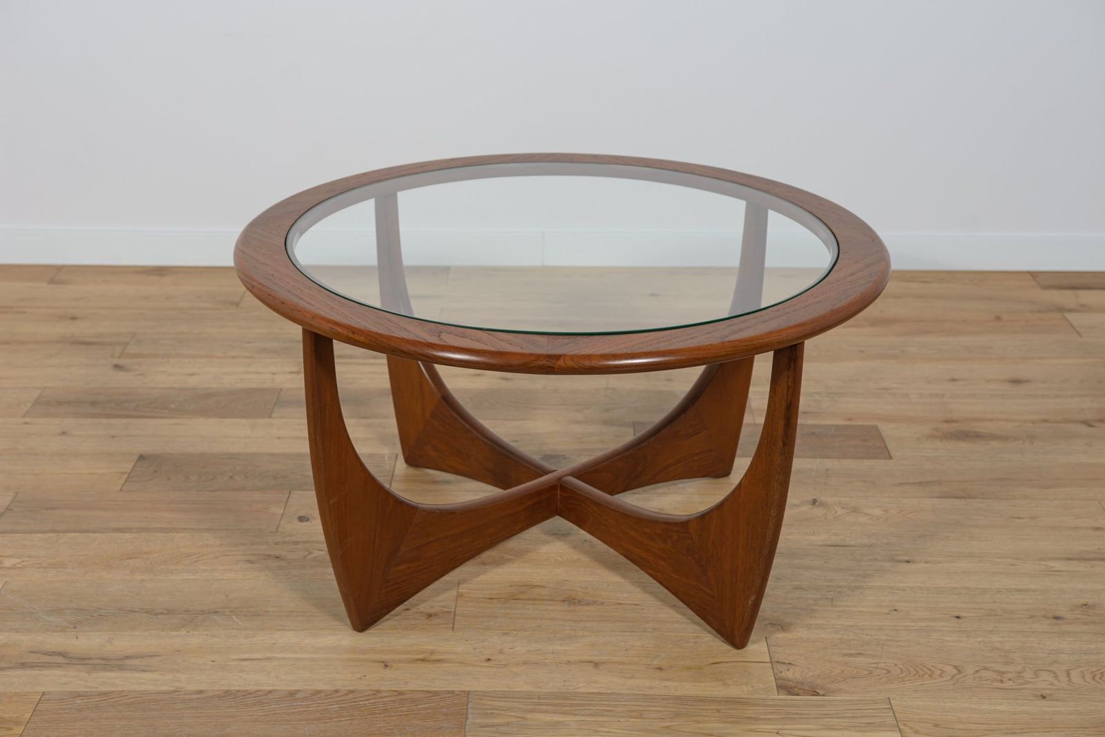 Round Astro Coffee Table In Teak By Victor Wilkins For G Plan, United Knigdom, 1960s photo buy