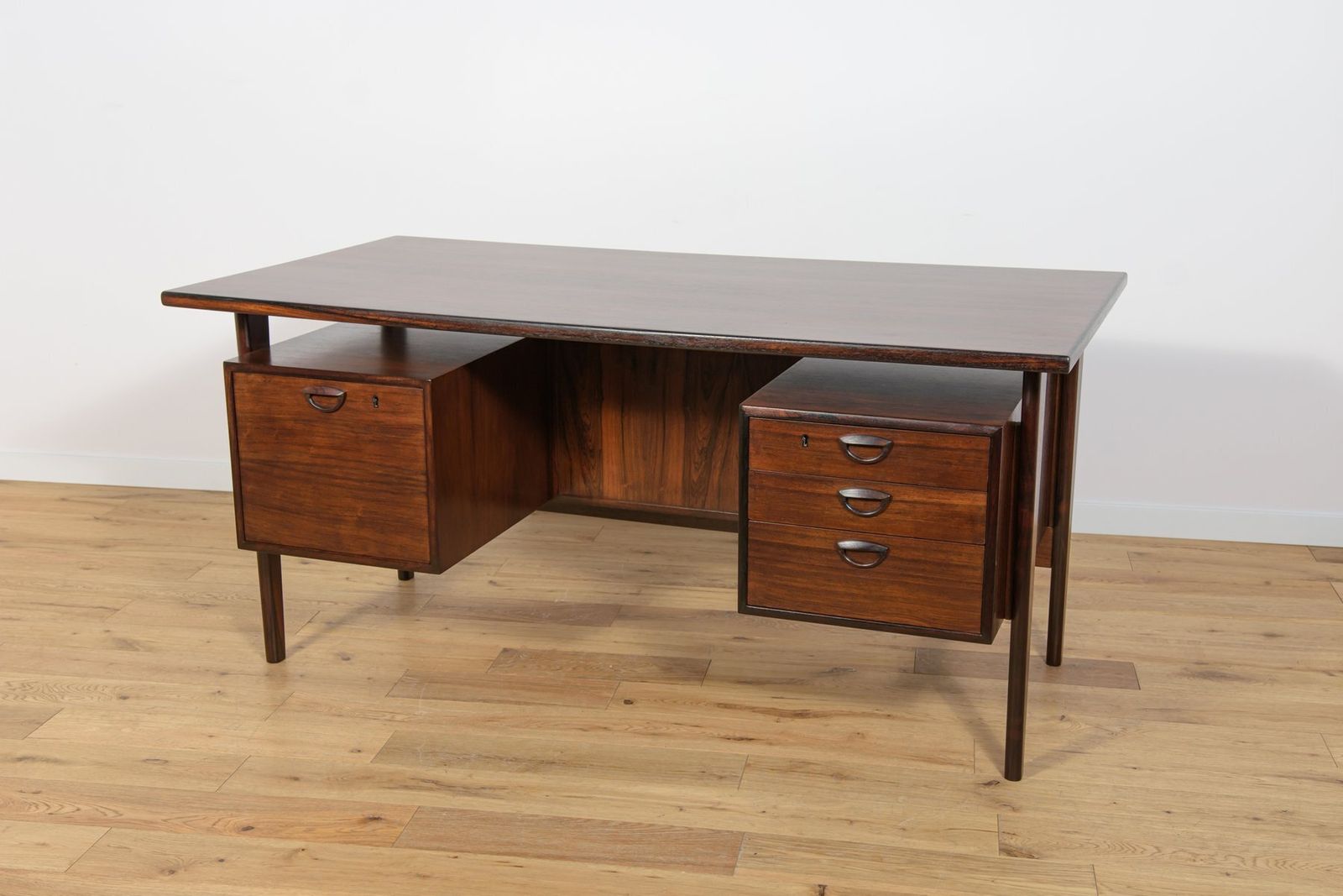 Mid Century Freestanding Rosewood Desk By Kai Kristiansen For Feldballes Møbelfabrik, 1960s