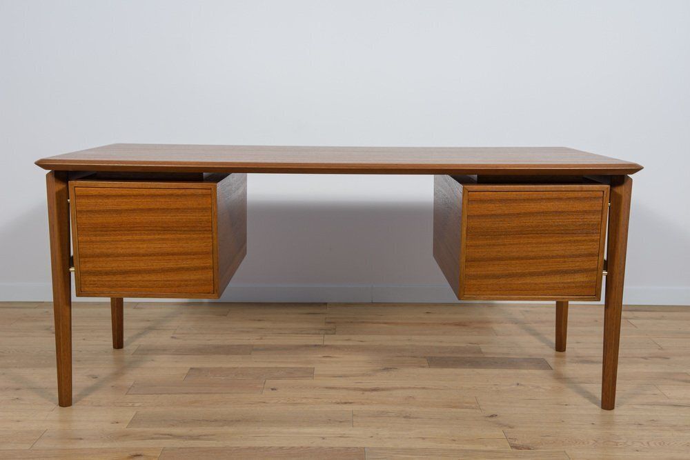 Mid Century Teak Desk By Ib Kofod Larsen For Seffle Möbelfabrik, Sweden, 1950s photo vinterior