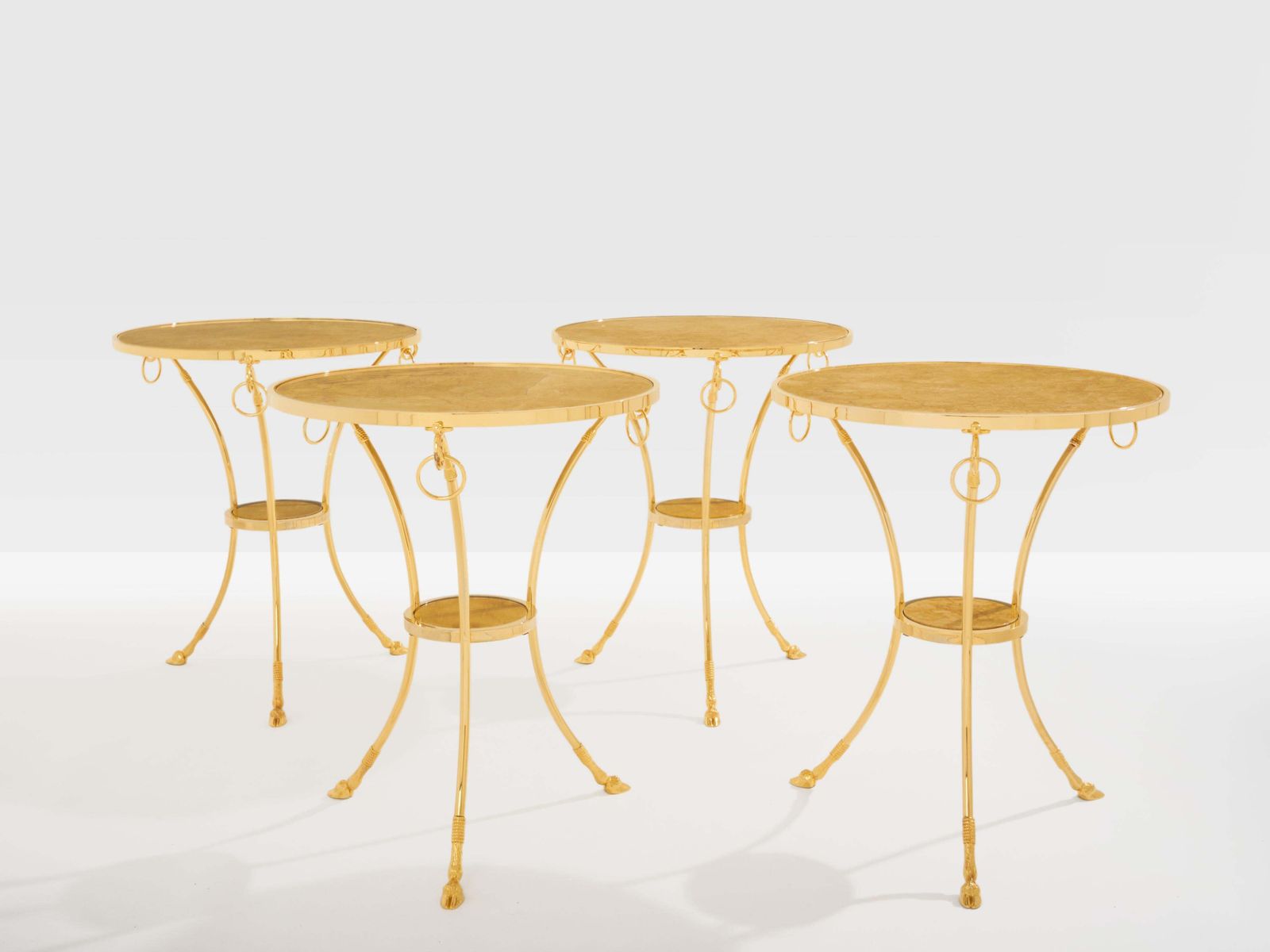 Maison Charles, ensemble de 4 tables guéridon en laiton et marbre, années 1960 photo furniture