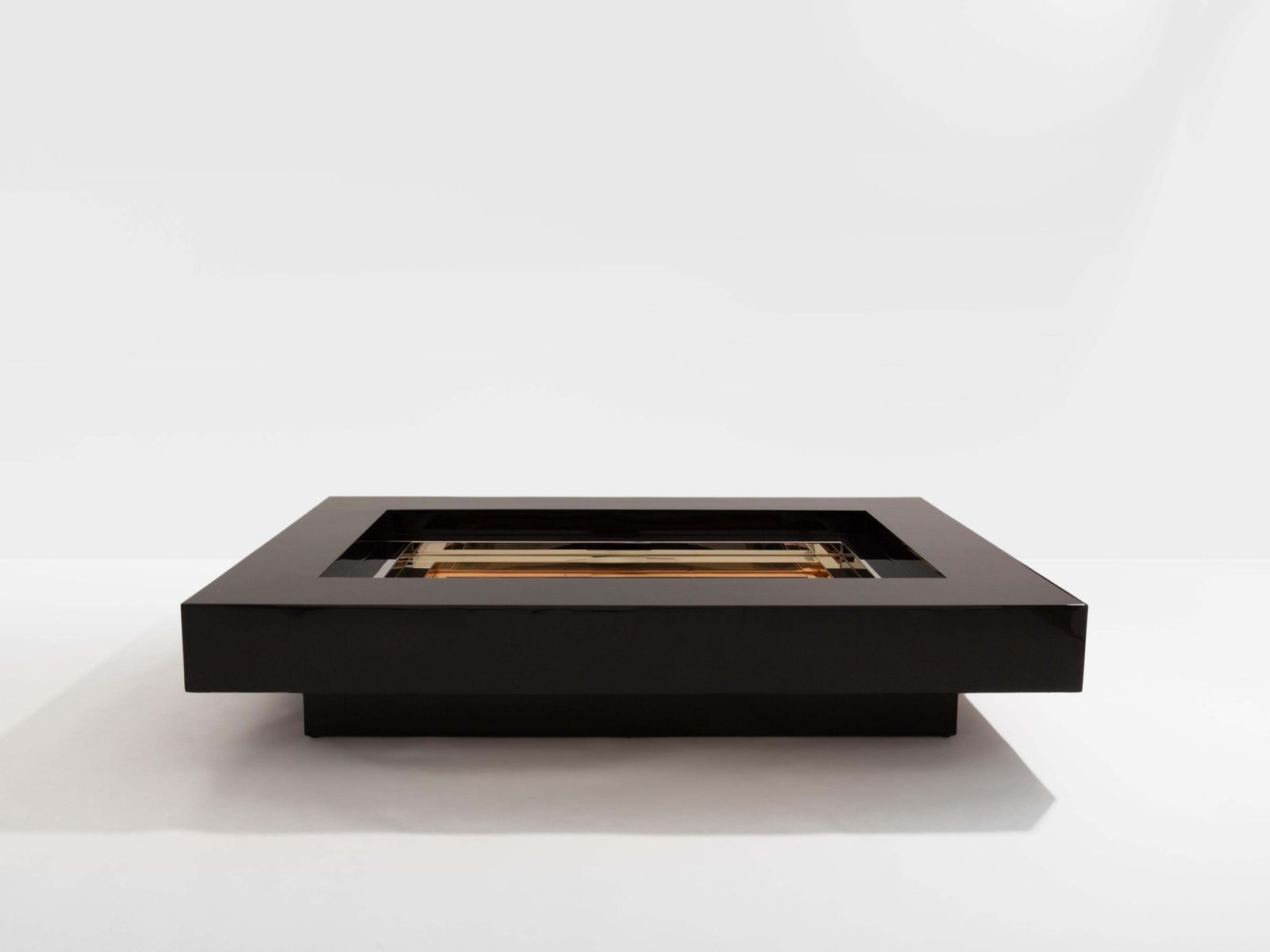 photo furniture Table basse Alain Delon pour Maison Jansen en laiton, chrome et laque, 1972