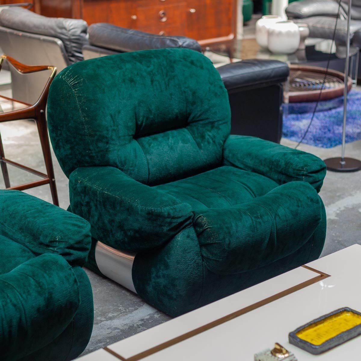 Italian Green Velvet Lounge Chairs,1970s, Set Of 2 photo Furniture
