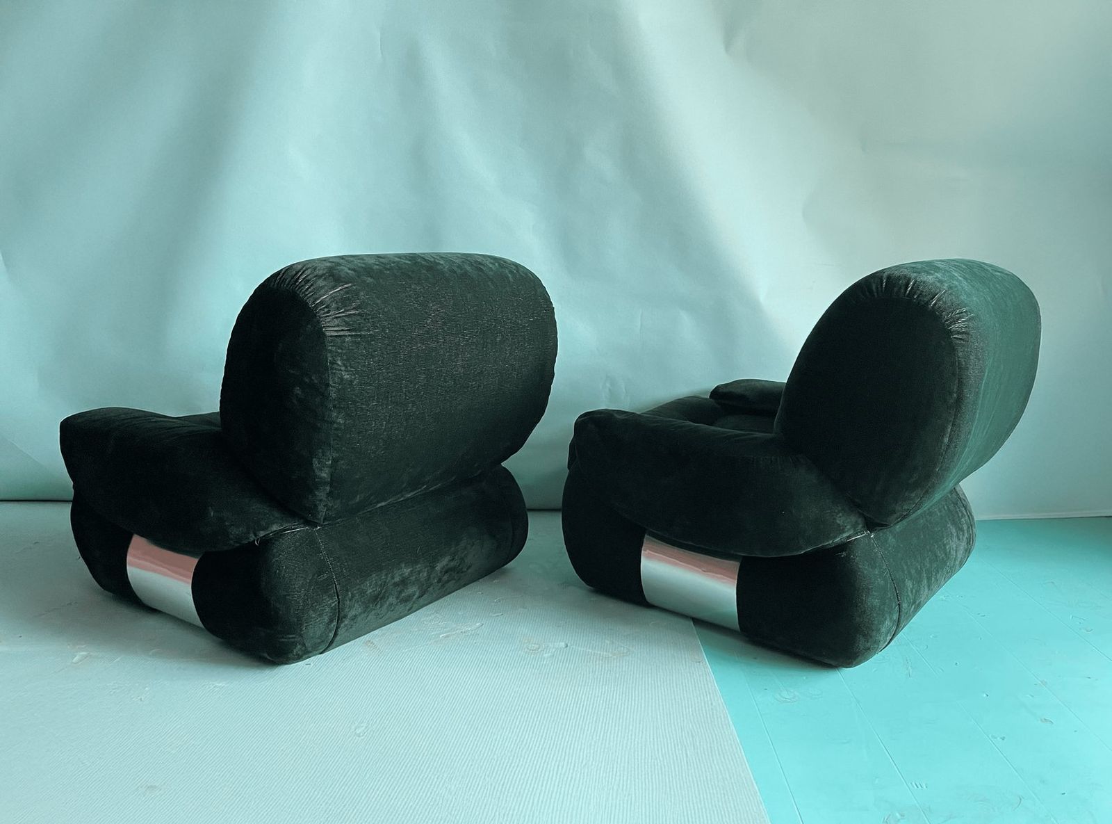 photo vintage Italian Green Velvet Lounge Chairs,1970s, Set Of 2