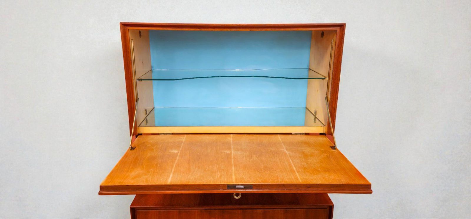 photo furniture Italian Midcentury Sideboard Or Cabinet Bar Ignazio Gardella Style, 1958
