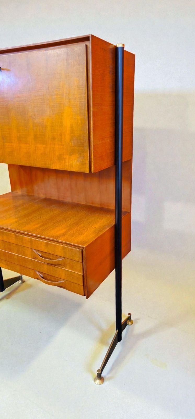 photo vintage Italian Midcentury Sideboard Or Cabinet Bar Ignazio Gardella Style, 1958