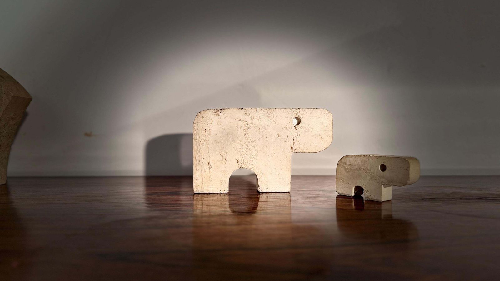 Minimalist Animale Stone Sculpture Designed By Fratelli Manelli, 1970s photo vinterior