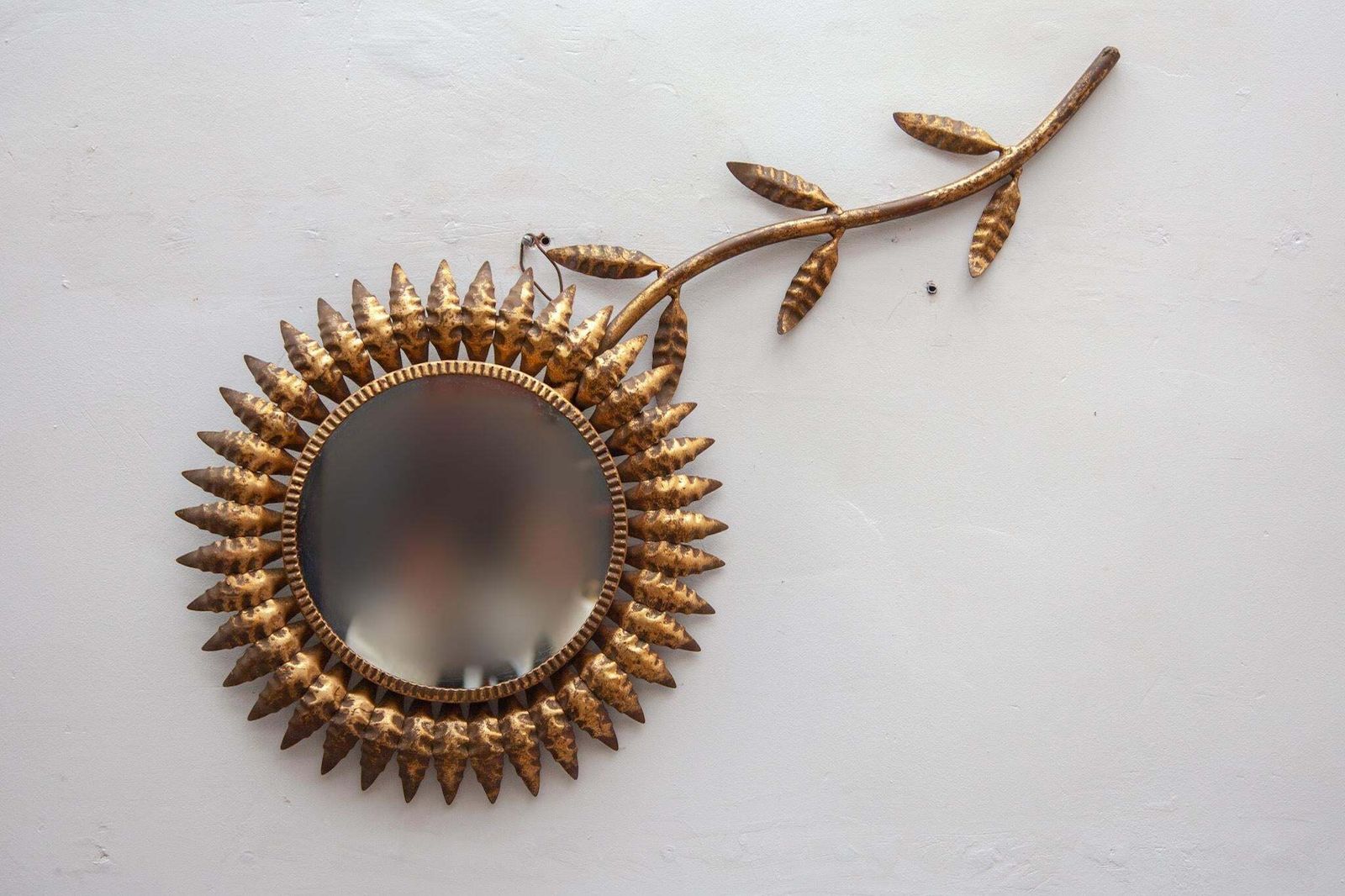 Sunburst Mirror, 1950s photo furniture