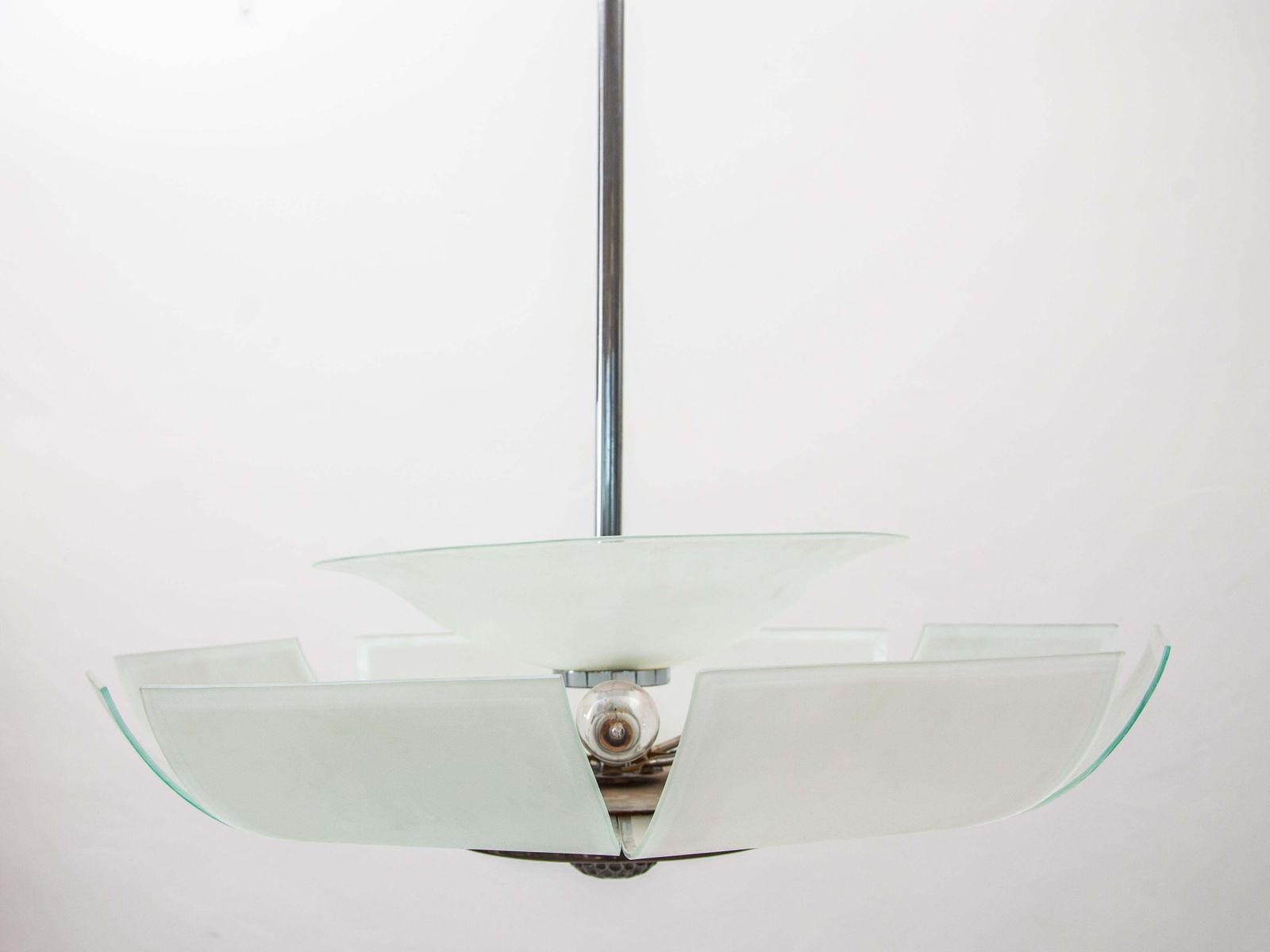 photo furniture Art Deco Chandelier In Glass And Chrome, 1925, France, Modern Flower Design