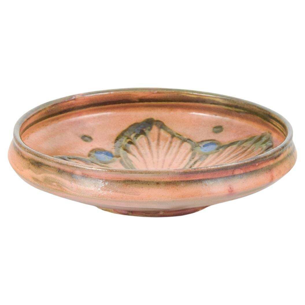 Kähler, Denmark. Small Dish/Bowl In Pink Glaze With Hand Painted Floral Motif