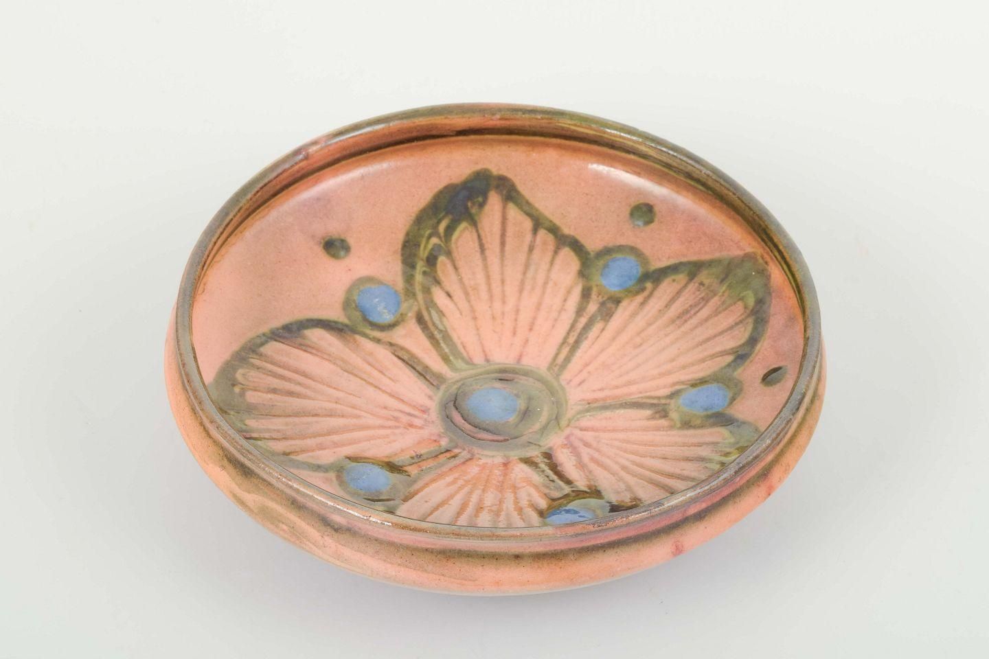 Kähler, Denmark. Small Dish/Bowl In Pink Glaze With Hand Painted Floral Motif photo furniture