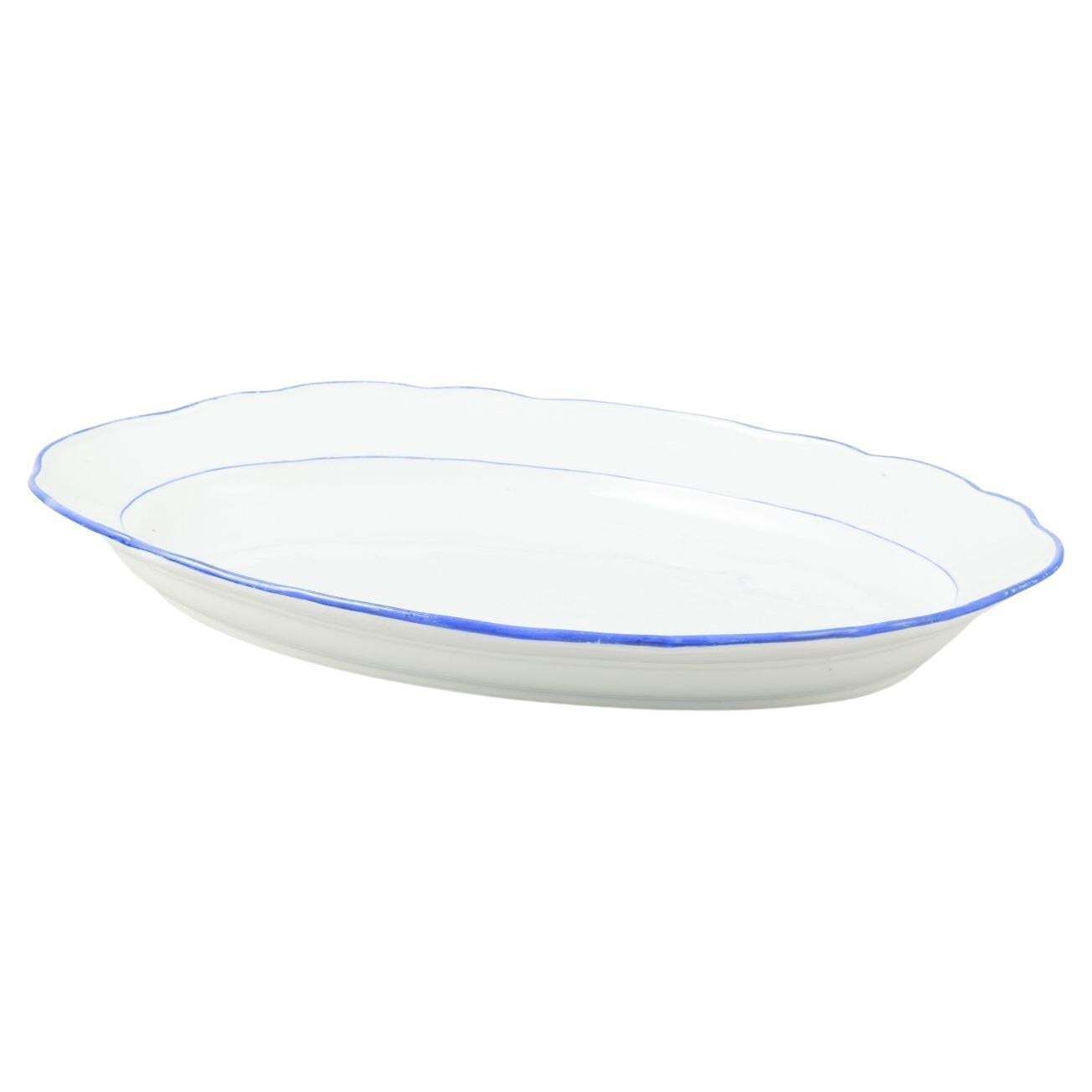 Meissen, Germany. Serving Platter In White Glazed Porcelain With Blue Trim.