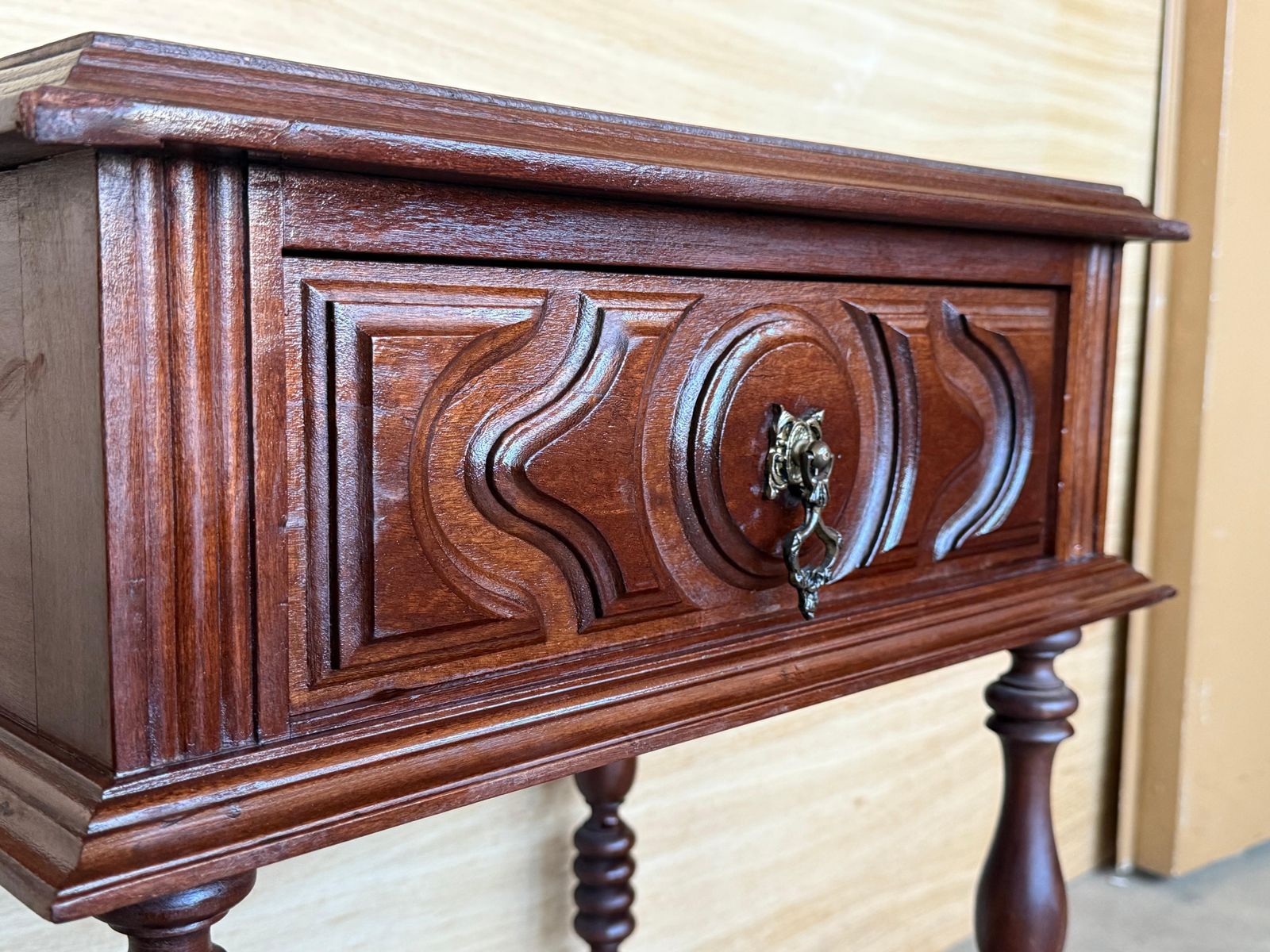 photo furniture Pair Of Light Walnut Carved Spanish Nightstands With Turned Legs And Drawer