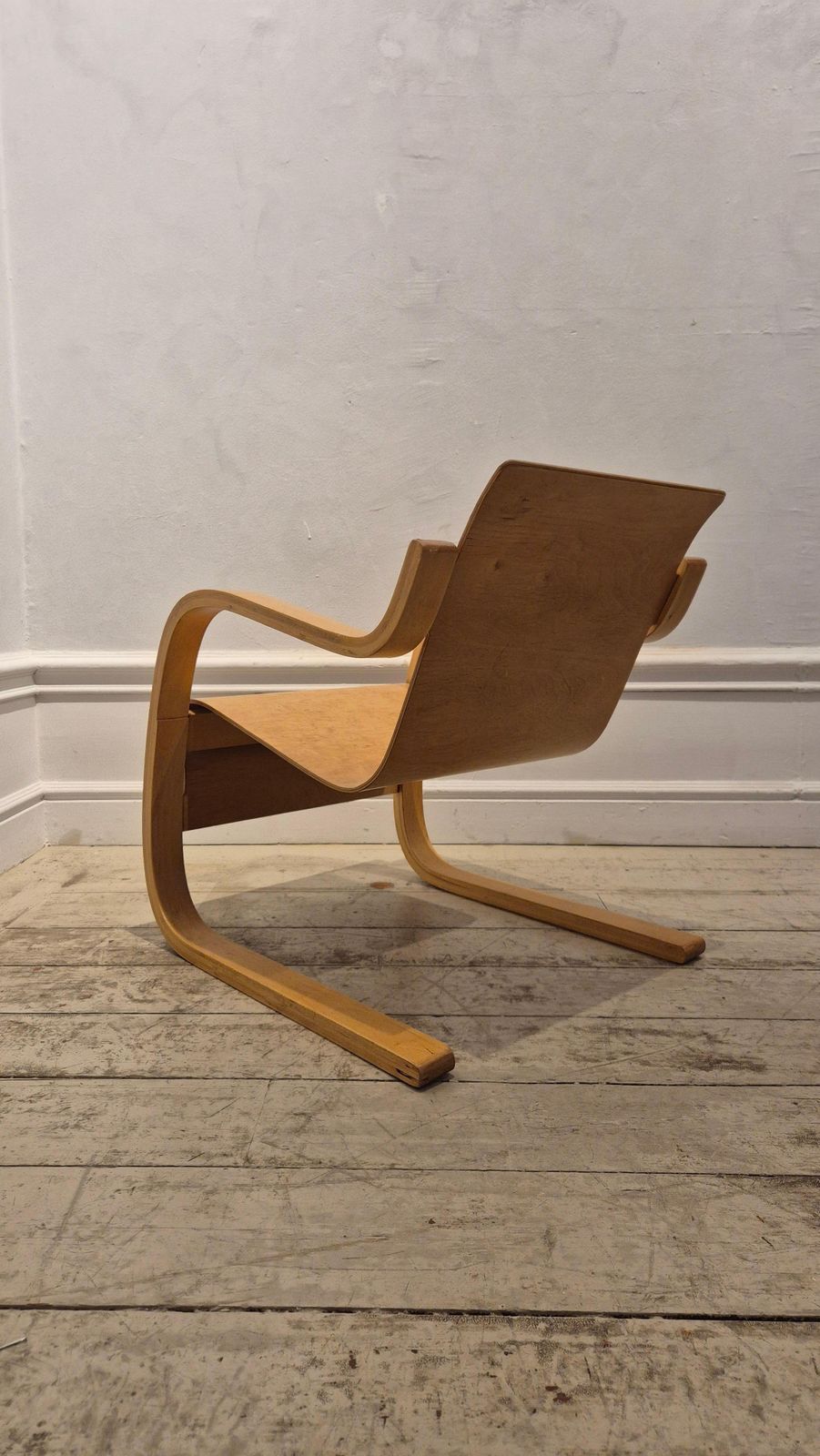 Alvar Aalto, Rare Collectable Chair Model 31 / 'Paimio', 1930/40s. photo vinterior