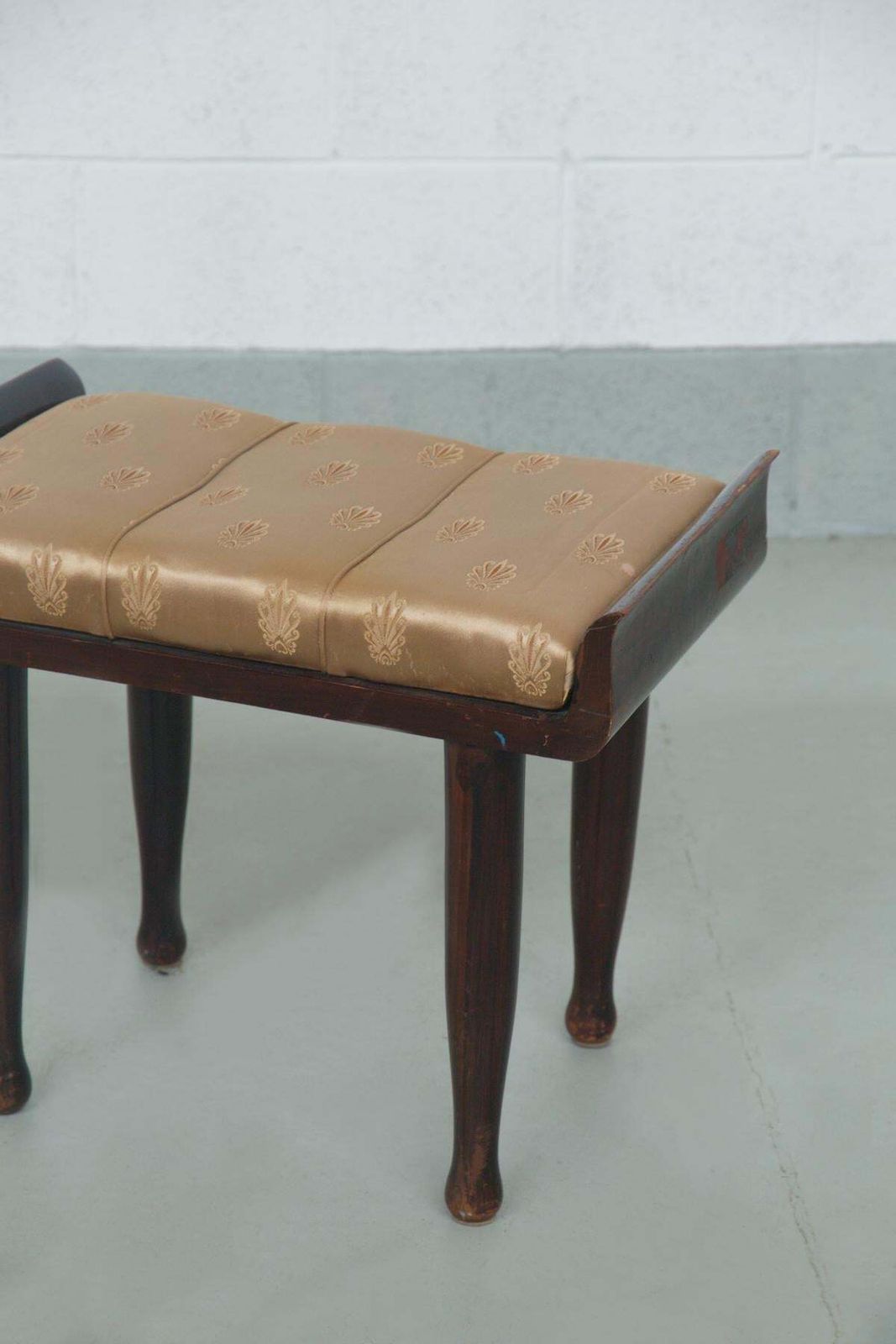 Italian Bench By Paolo Buffa, With Original Gold Satin Fabric photo Furniture