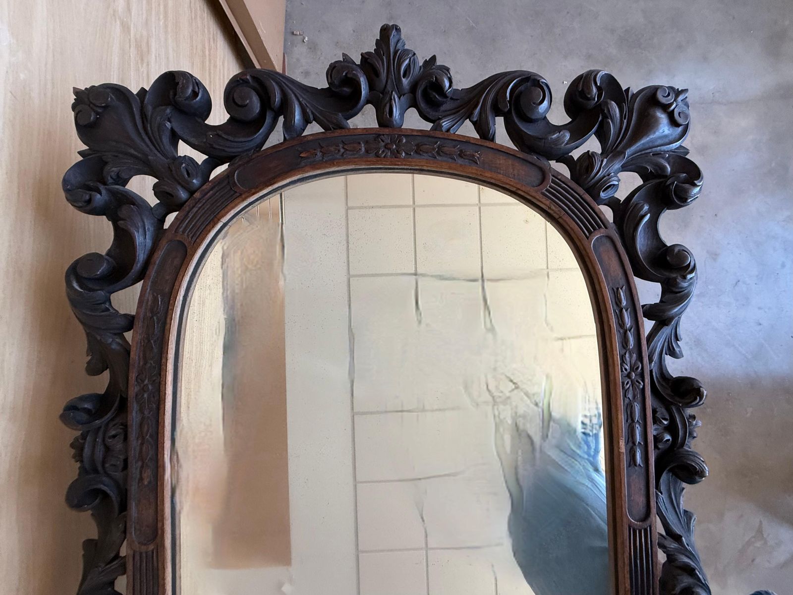 Early 20th Spanish Black Forest Carved Mirror With Floral Motif photo 1514.0