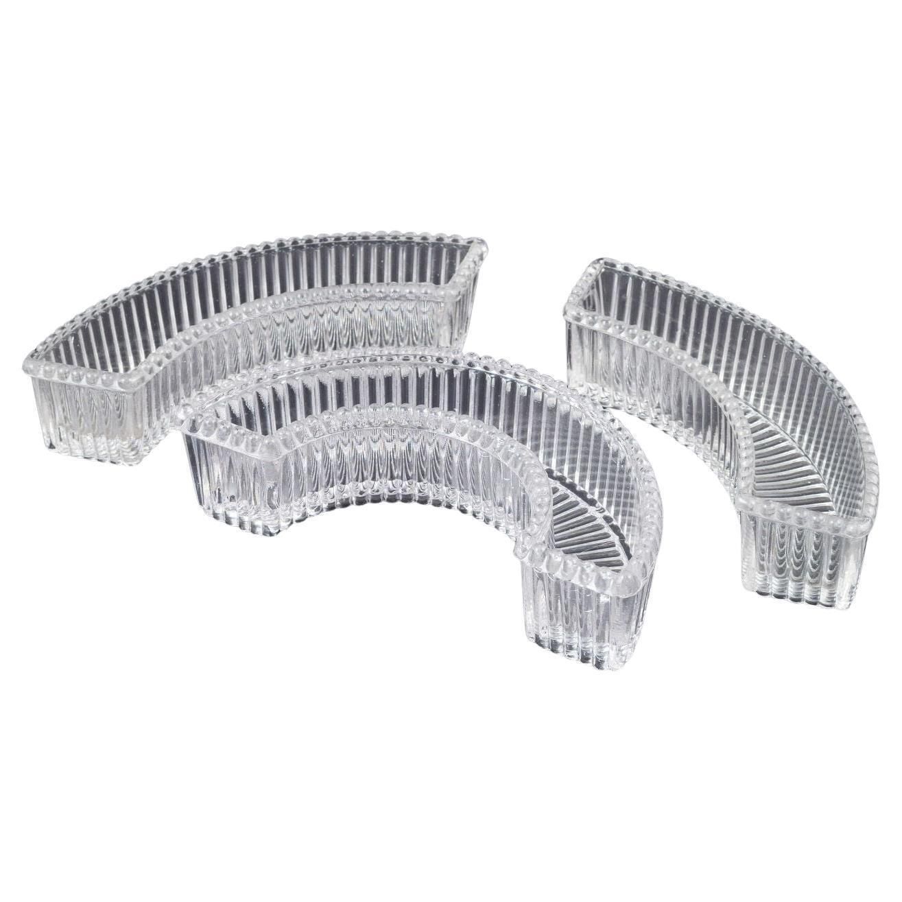 Baccarat, France. A Set Of Three Curved Trays In Crystal Glass. Ca. 1930s