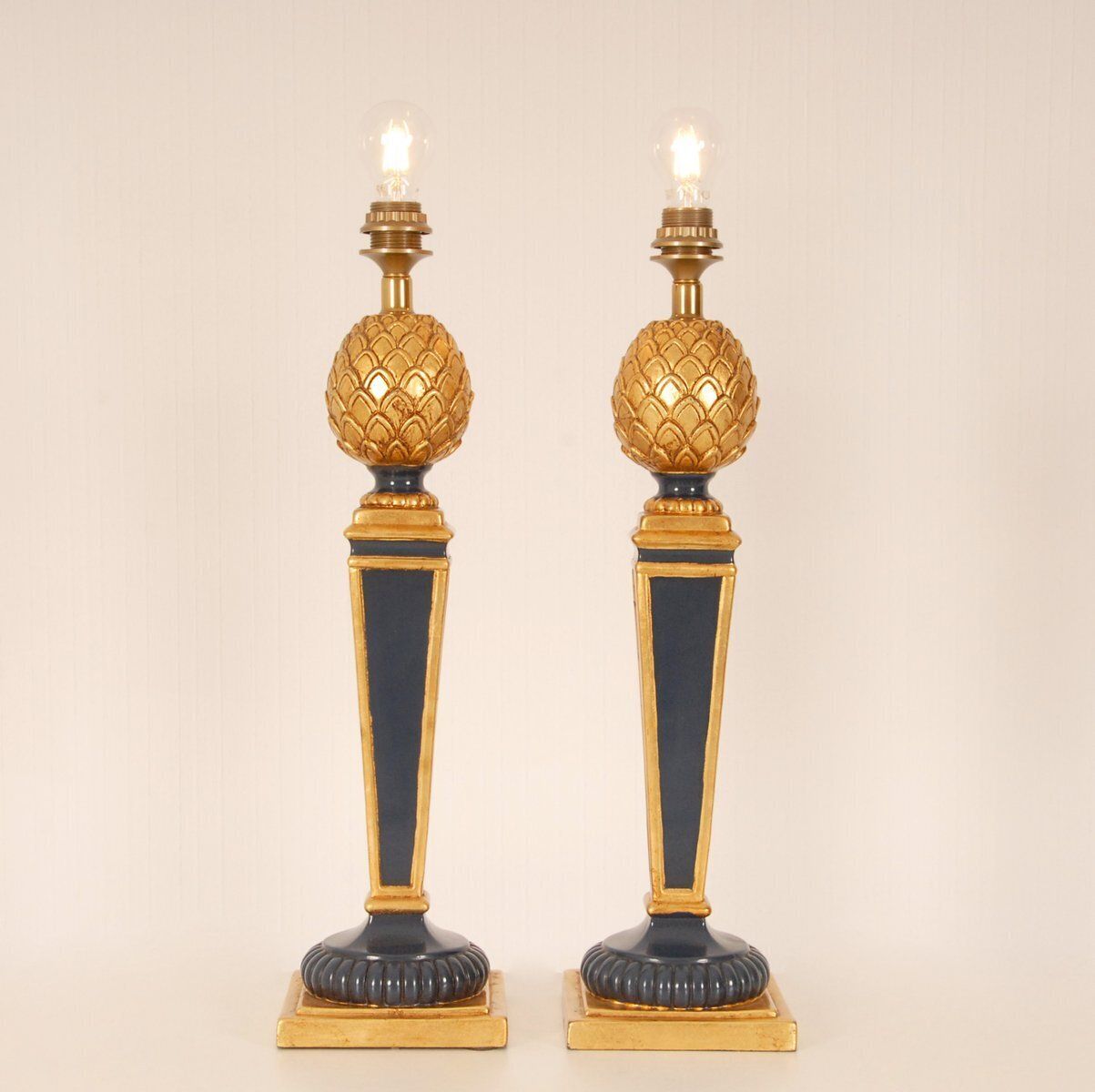 Vintage French Giltwood Pineapple Table Lamps From Maison Charles, 1970s, Set Of 2 photo vinterior