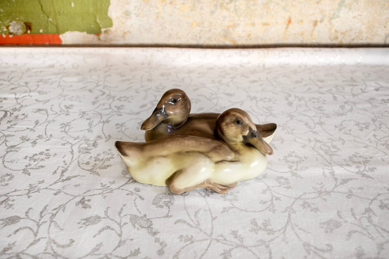 Model 1547 Ducks Figurine Door Theodor Kärner Voor Rosenthal