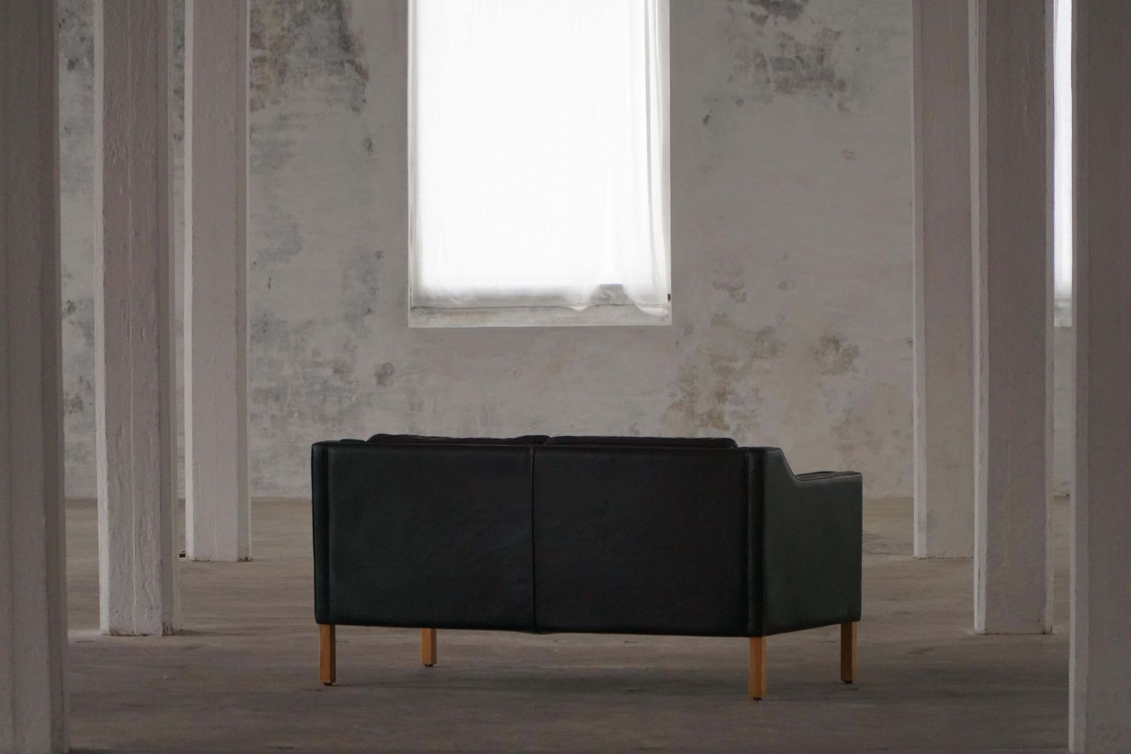 Mogens Hansen, Mid Century 2 Seater Sofa, Patinated Black Leather, 1970s photo vintage
