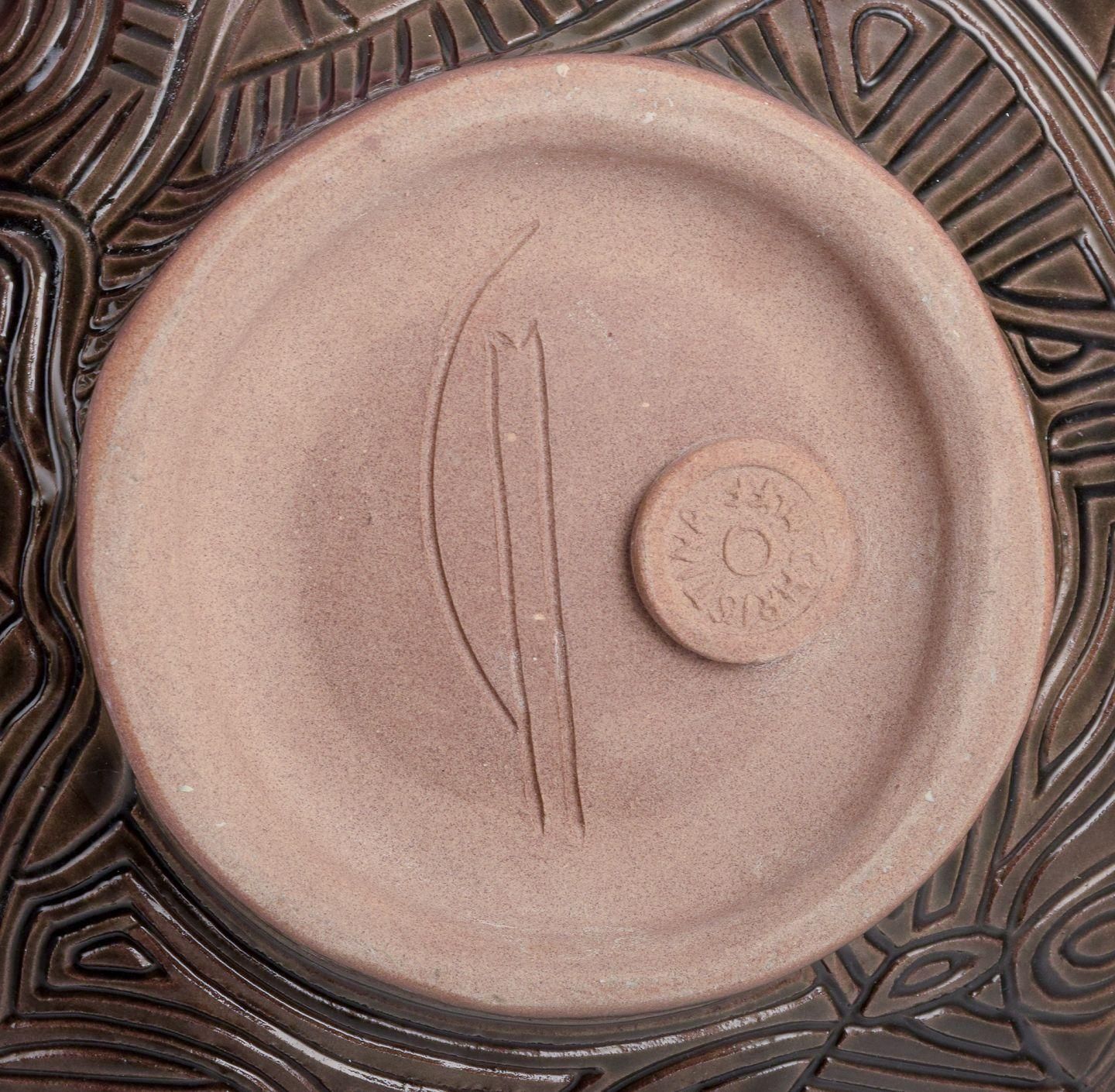 photo furniture Christina Muff, Contemporary Danish Artist. Unique Stoneware Vase With Carvings.