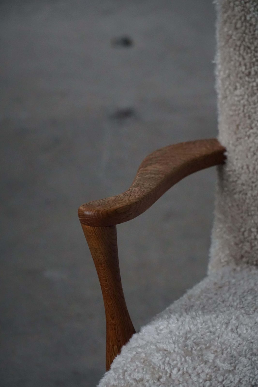photo vintage Viggo Boesen, Highback Chair In Oak & Shearling Lambswool, Danish Modern, 1950s