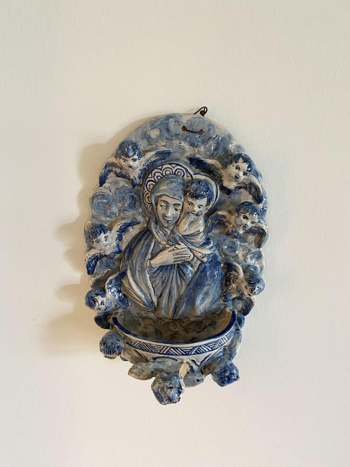 680.0 Italy Mid 20th Century White And Blue Pottery Holy Water Font With Little Angels photo