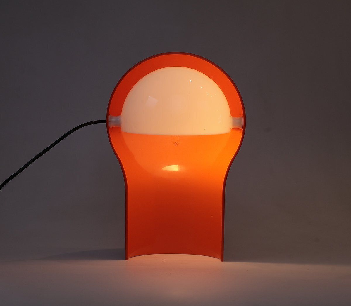 photo vinterior Telegono Table Lamp By Vico Magistretti For Artemide, 1960s