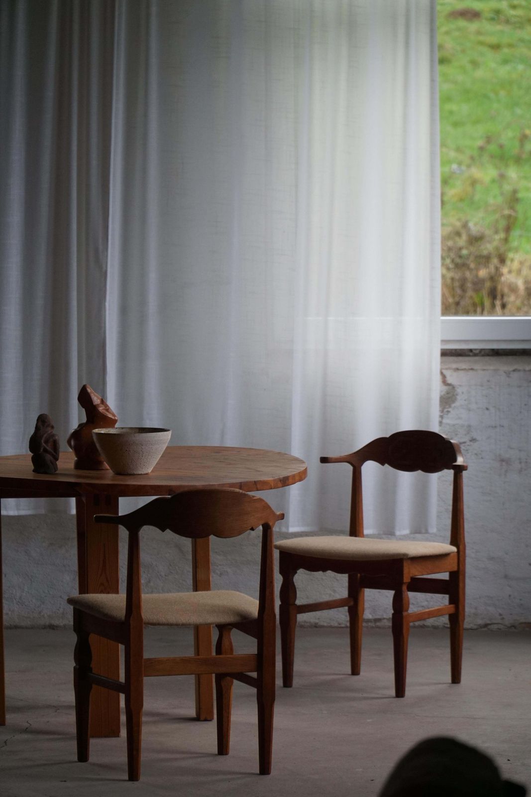 photo buy Henning Kjærnulf, Set Of 8 Chairs In Oak & Hessian, Danish Mid Century, 1960s