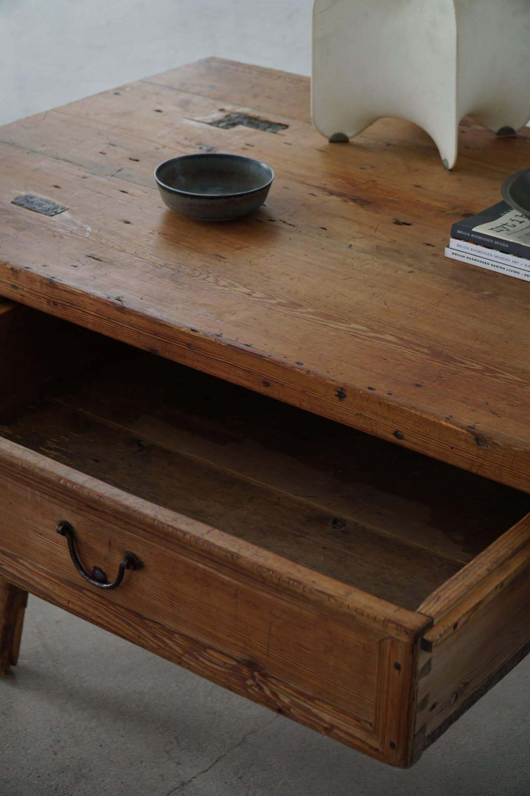 photo furniture 18th Century French Primitive Pine Dining Table / Desk With A Drawer