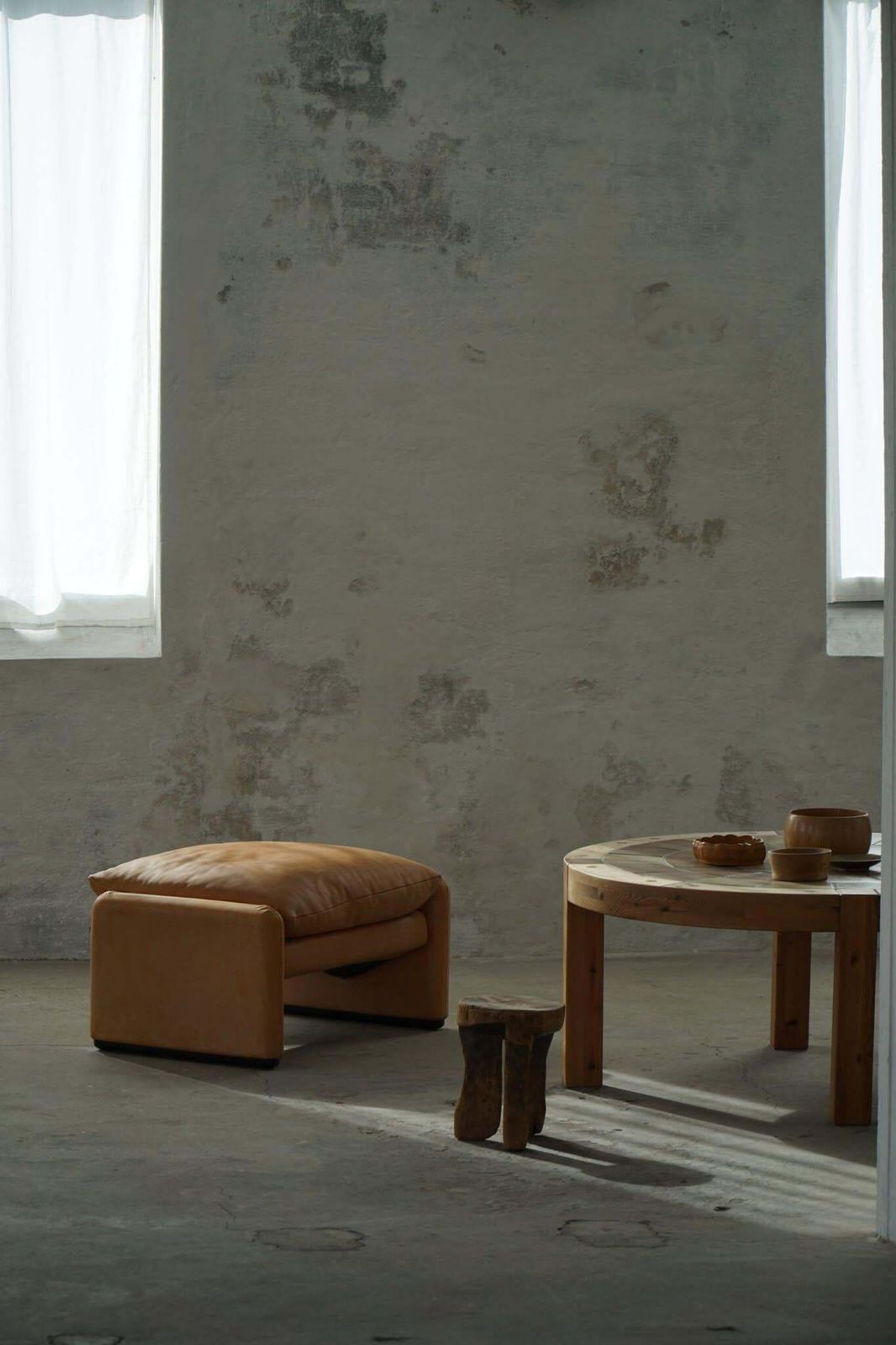 Maralunga Ottoman In Leather, Vico Magistretti For Cassina, Italian Modern, 1973 photo Furniture