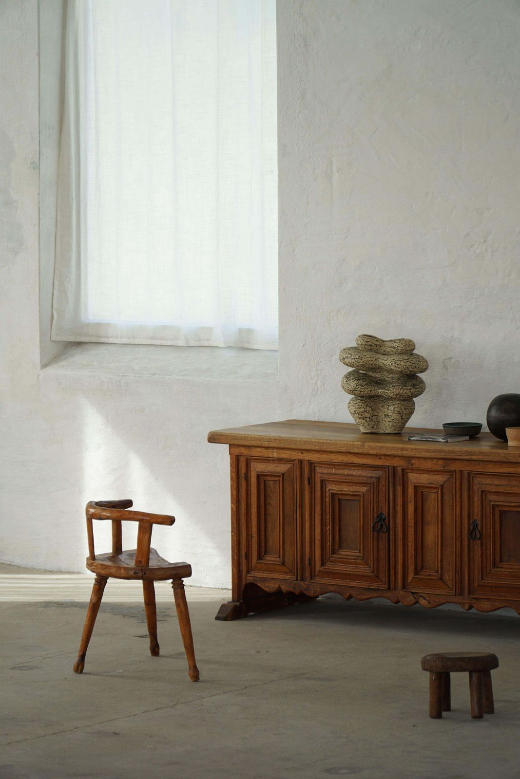 Furniture Early 20th Century, Scandinavian Folk Art Three Legged Chair In Pine, Wabi Sabi photo