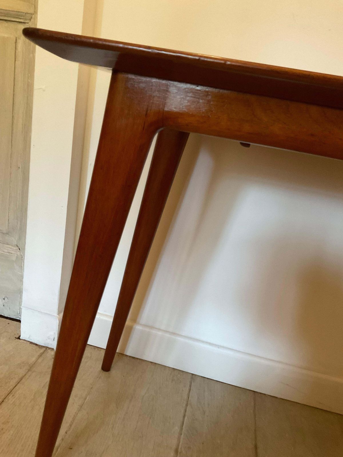 photo furniture Dassi   Piccolo Tavolo, Scrivania   Casetto Centrale   Teak   Italia 1950.