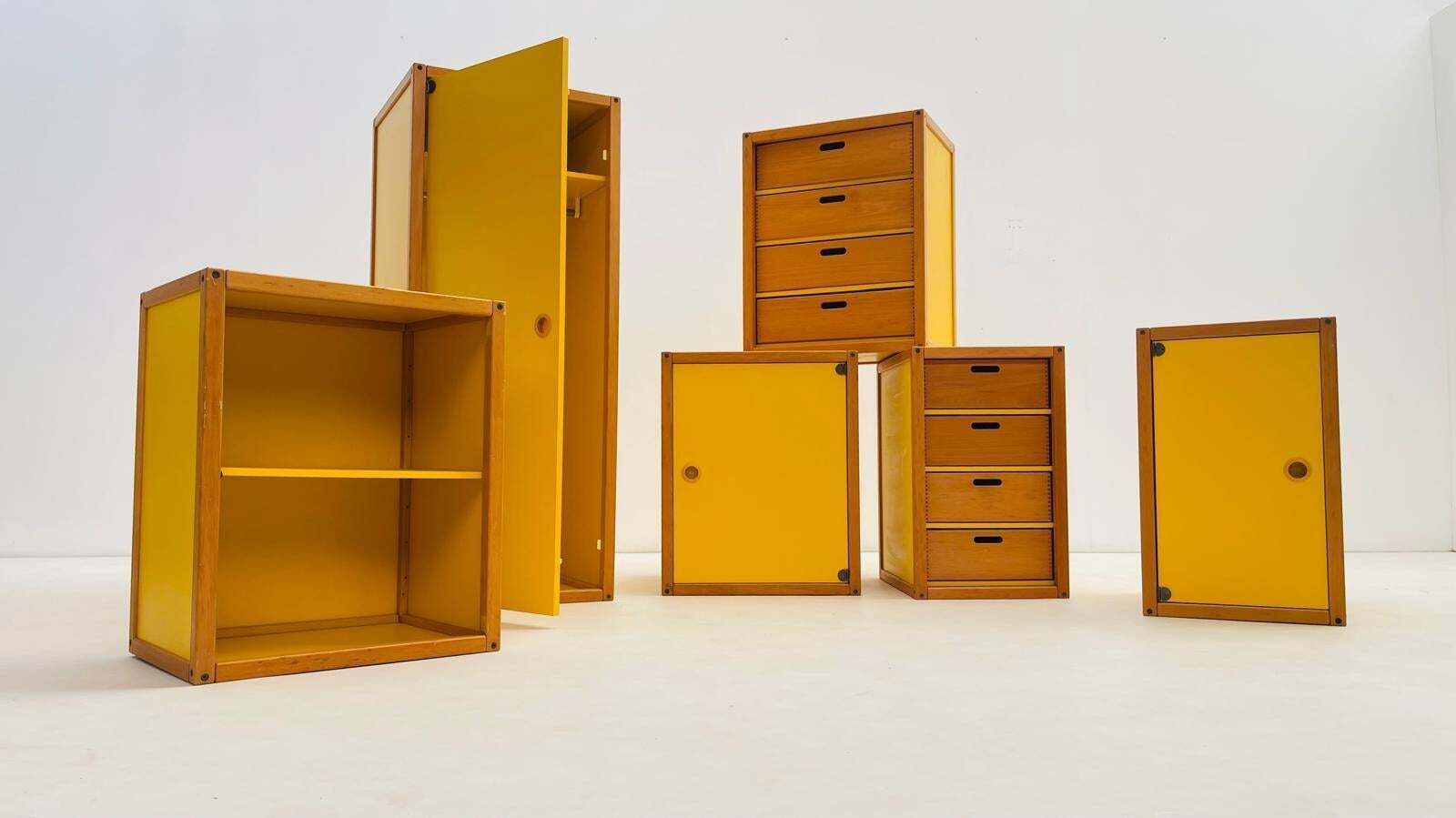 photo furniture Yellow Flötotto   Room Furniture Set
