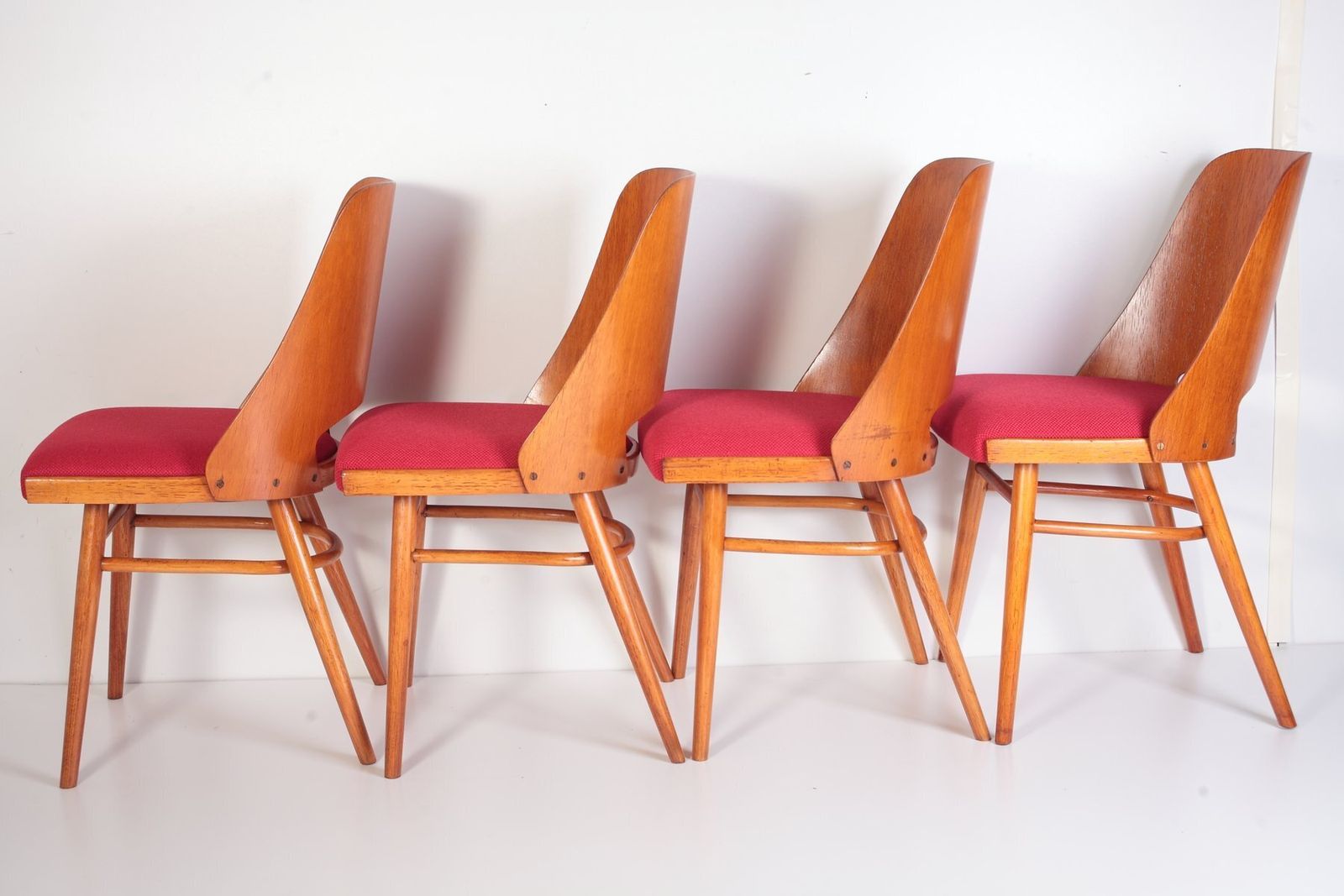 Mid Century Dining Chairs By Oswald Heardtl For Ton, 1960s, Set Of 4 photo for sale