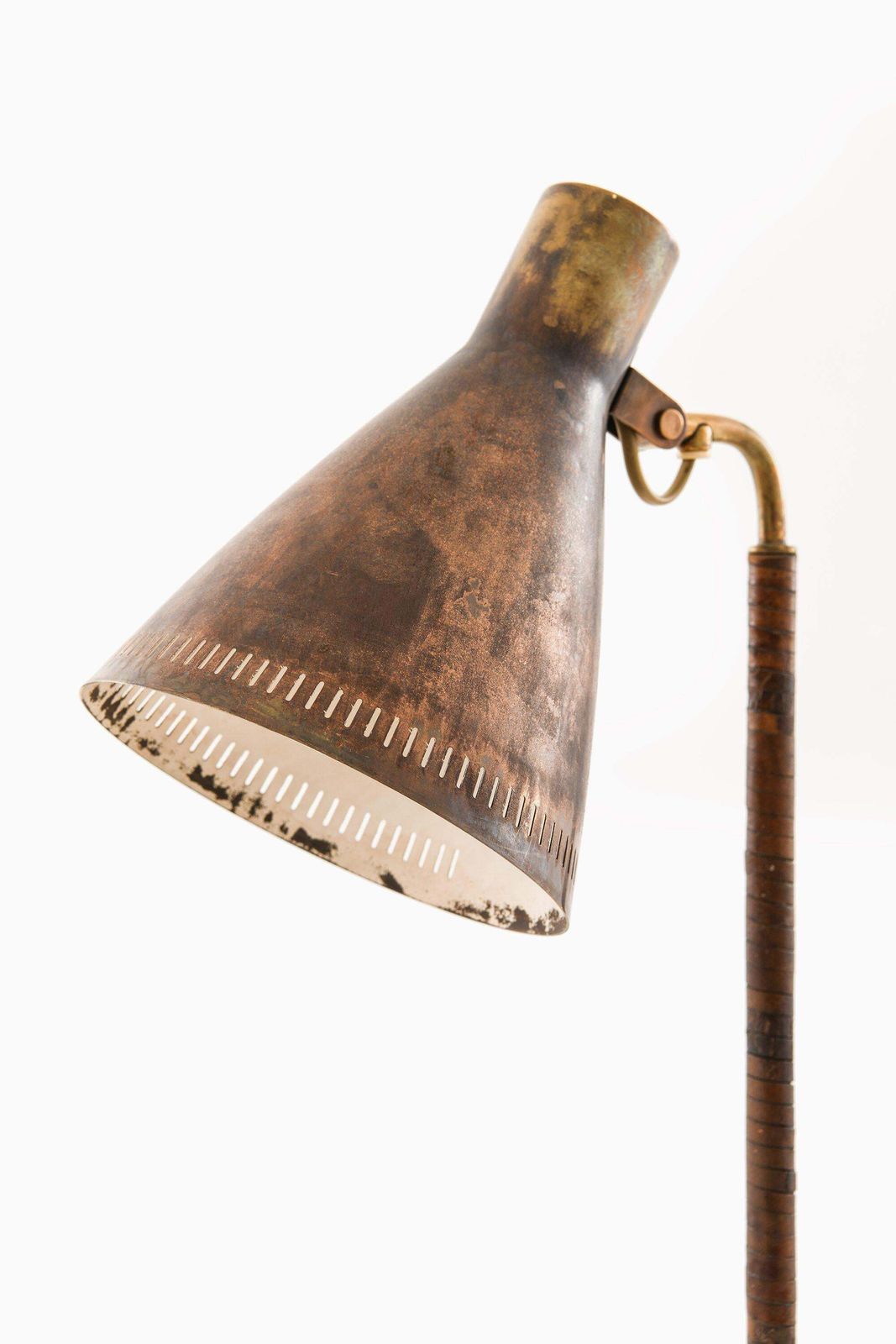 photo for sale Early Table Lamp In Brass And Leather By Paavo Tynell, 1950's