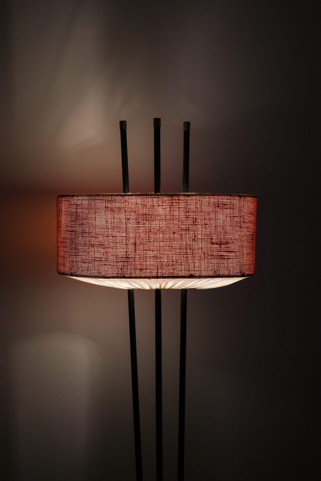 Early Floor Lamp In Black Lacquered Metal And Brass By Gerald Thurston, 1950's photo Lighting