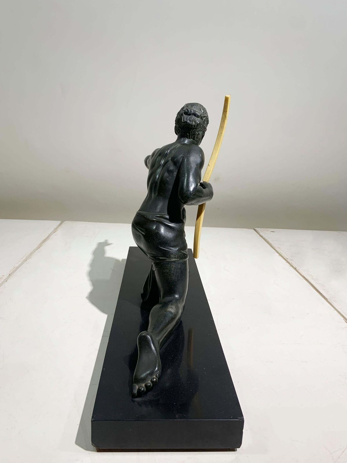 French Art Deco 'Archer' Sculpture On Black Base, Attributed To J. De Roncourt photo vinterior