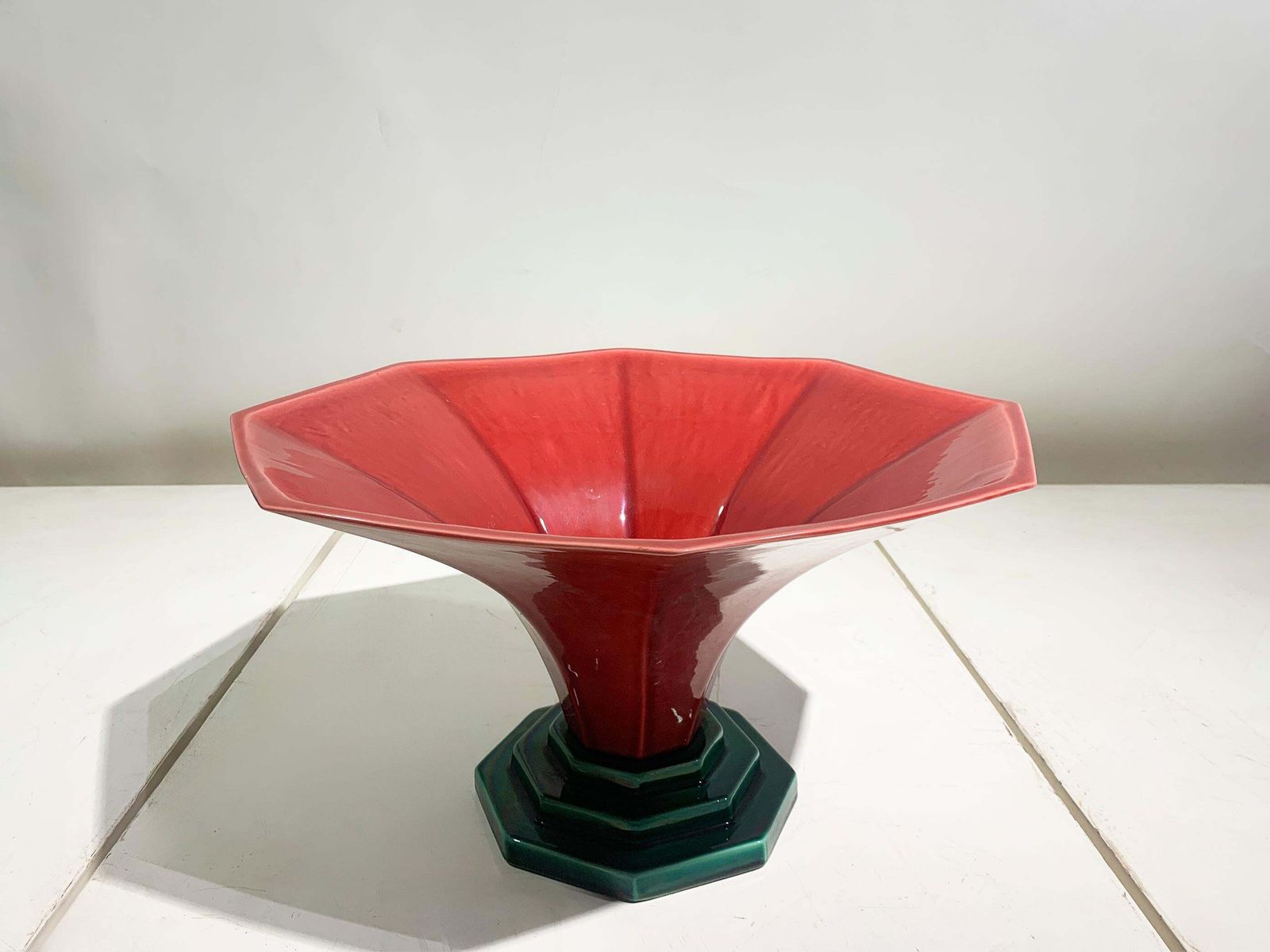 François Chatain Ceramic Bowl In Red And Green, Art Deco Style, France, 1980's photo 1591.0