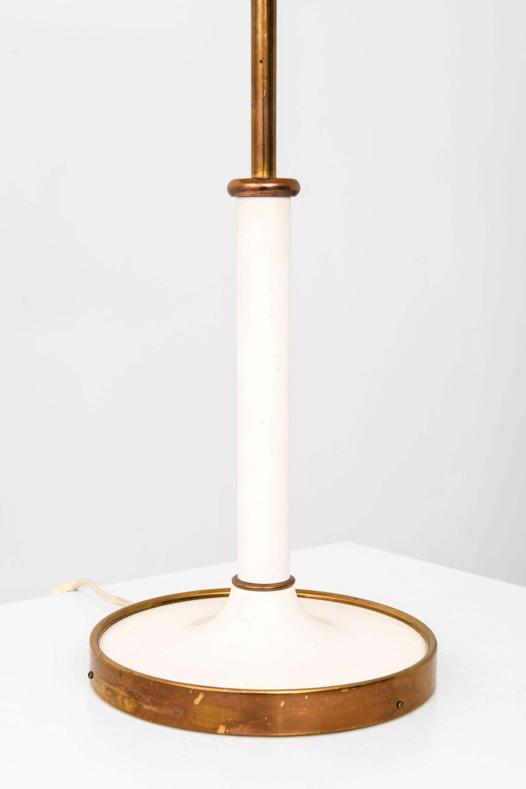 Table Lamps In Brass & White Metal & Original Lamp Shades By Josef Frank, 1950's photo vinterior