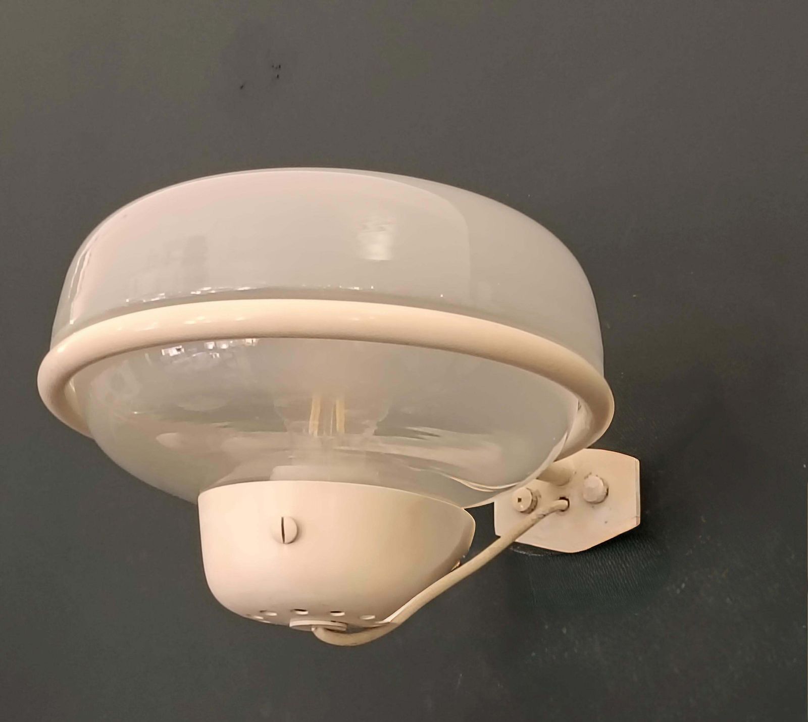 Gino Sarfatti For Arteluce Wall Lamp "228" White, Italy 1950s photo furniture