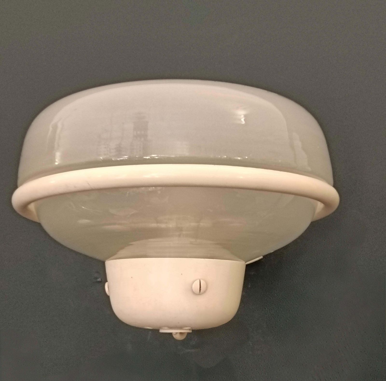 Gino Sarfatti For Arteluce Wall Lamp "228" White, Italy 1950s photo for sale
