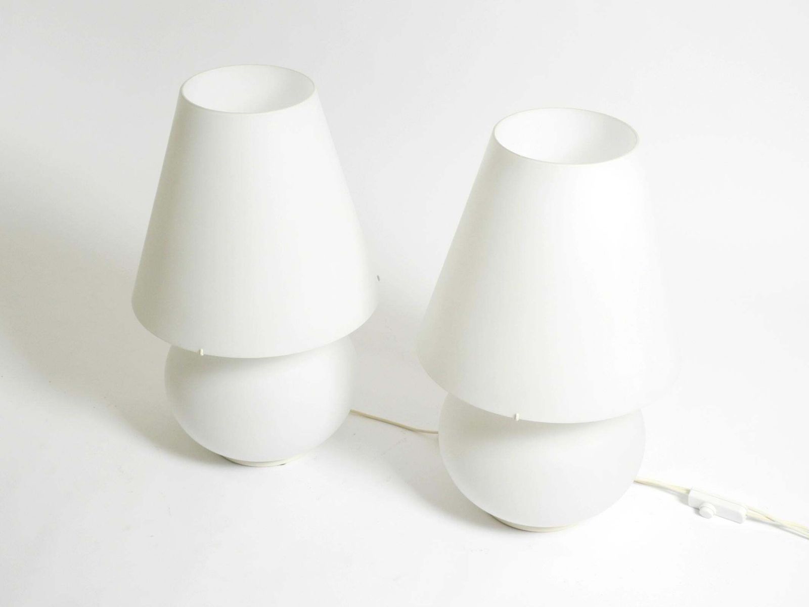 Two Large 1980s Leucos Paralume Table Lamps, Made In Italy  Height 73 Cm  28.7 photo Lighting