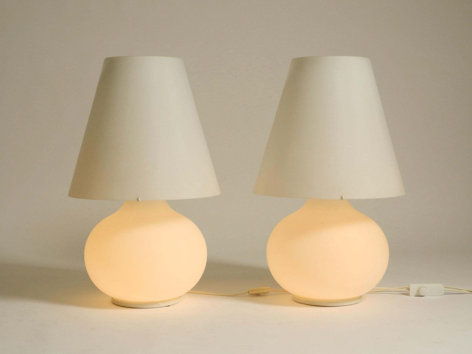 photo furniture Two Large 1980s Leucos Paralume Table Lamps, Made In Italy  Height 73 Cm  28.7